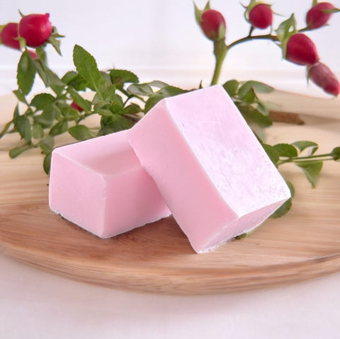 Rosehip Soap Bar - Sensitive skin - Naturalis Handcrafted Soaps