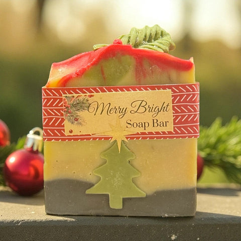 Merry Bright Soap Bar 🎄A cheerful holiday blend to brighten your season.